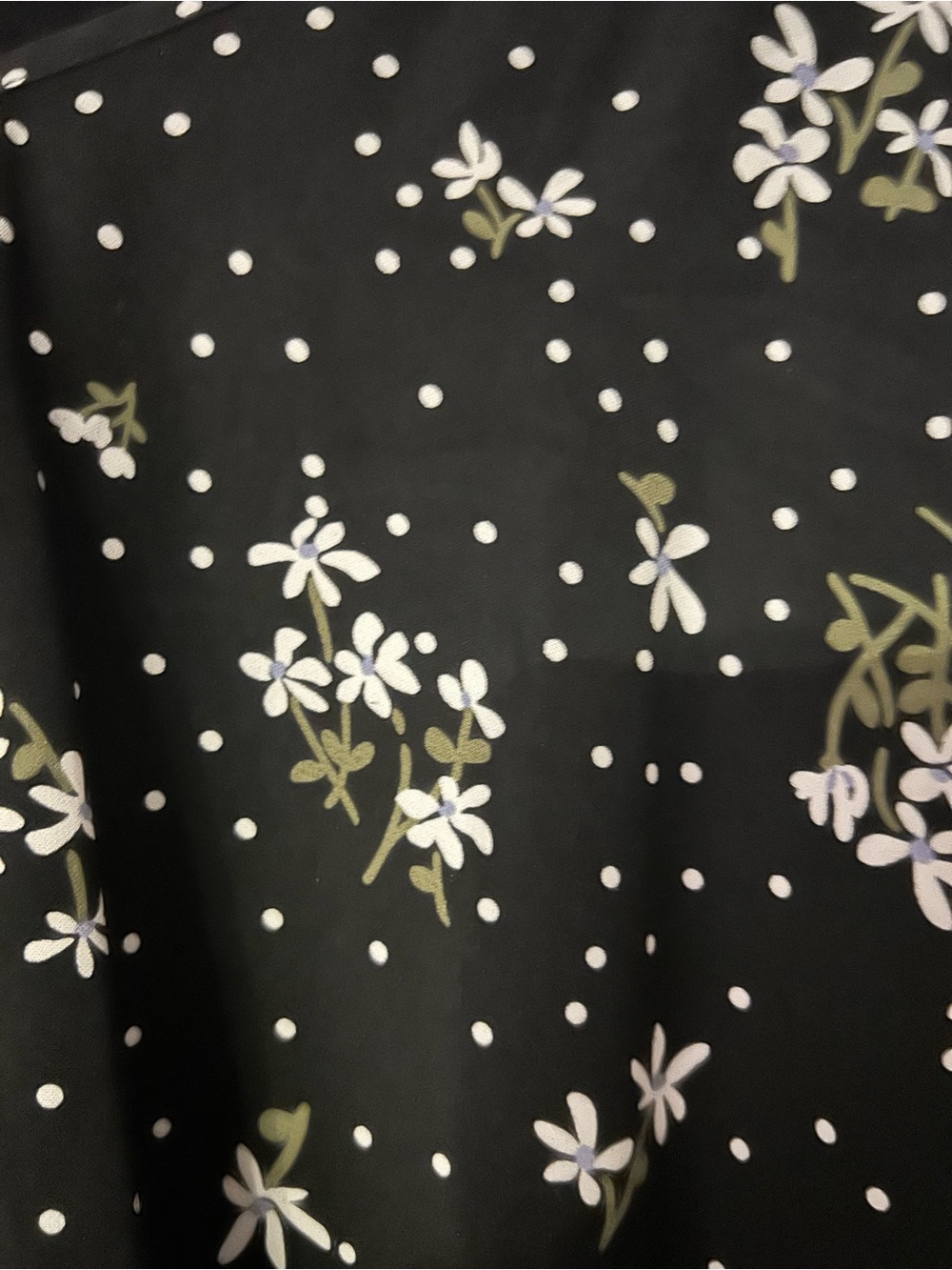 Market & Spruce Black Long-Sleeve Floral V-Neck Top - Picture 3 of 4